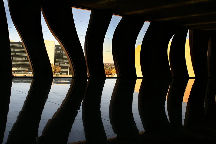 STJ não julga mérito e mantém Pasep sobre receitas transitórias de município